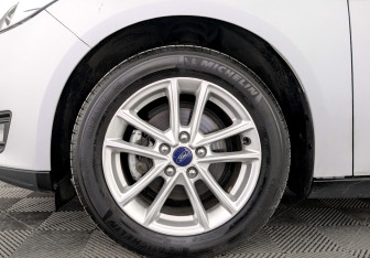 Подержанный автомобиль Ford Focus Sedan 2018 года (18 фото)