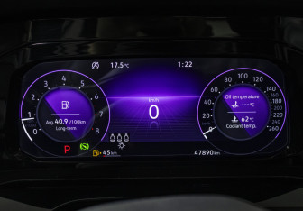 Подержанный автомобиль Volkswagen Golf Hatchback 2021 года (11 фото)