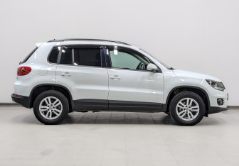 Подержанный автомобиль Volkswagen Tiguan 2016 года (4 фото)