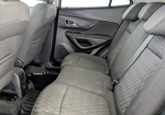 Подержанный автомобиль Opel Mokka 2014 года (12 фото)