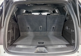 Подержанный автомобиль Chevrolet Tahoe 2021 года (9 фото)