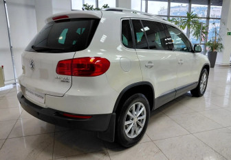 Подержанный автомобиль Volkswagen Tiguan 2012 года (5 фото)