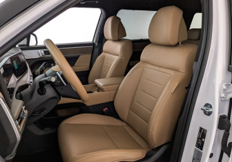 Подержанный автомобиль Hyundai Santa Fe 2024 года (20 фото)