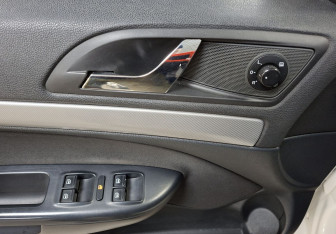 Подержанный автомобиль Skoda Octavia Liftback 2011 года (17 фото)