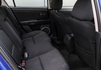 Подержанный автомобиль Mazda 3 Sedan 2008 года (11 фото)