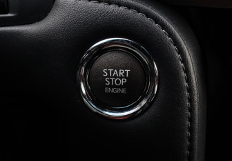 Подержанный автомобиль Lexus LX 2017 года (40 фото)