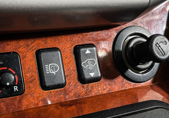 Подержанный автомобиль Lexus RX 2008 года (16 фото)