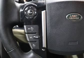 Подержанный автомобиль Land Rover Discovery 2014 года (17 фото)