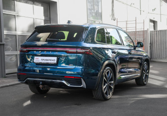 Подержанный автомобиль Geely Monjaro 2023 года (4 фото)