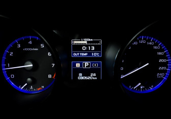 Подержанный автомобиль Subaru Legacy Sedan 2019 года (10 фото)
