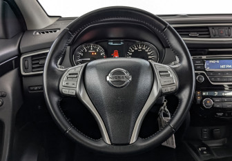 Подержанный автомобиль Nissan Qashqai 2017 года (22 фото)