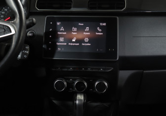 Подержанный автомобиль Renault Arkana 2019 года (14 фото)