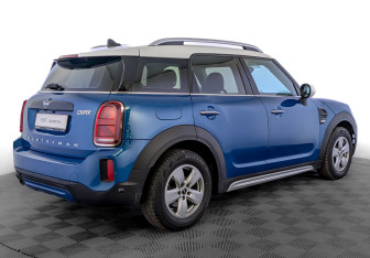 Подержанный автомобиль MINI Countryman 2021 года (5 фото)