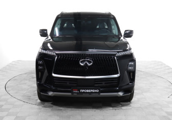 Подержанный автомобиль Infiniti QX80 2024 года (2 фото)
