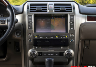 Подержанный автомобиль Lexus GX 2015 года (18 фото)