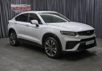Подержанный автомобиль Geely Tugella 2023 года (3 фото)