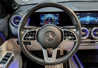 Подержанный автомобиль Mercedes-Benz GLB 2021 года (22 фото)