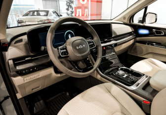 Новый Kia Carnival 2023 (16 фото)