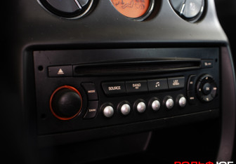 Подержанный автомобиль Citroen C3 Hatchback 2010 года (17 фото)