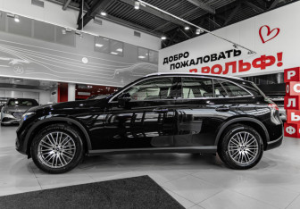 Новый Mercedes-Benz GLC Coupe 2025 (8 фото)