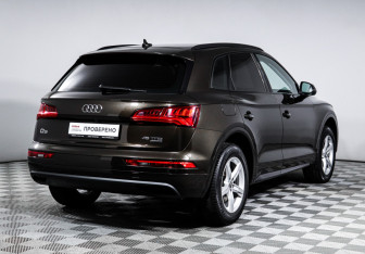 Подержанный автомобиль Audi Q5 2018 года (5 фото)