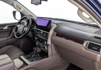 Подержанный автомобиль Lexus GX 2019 года (13 фото)