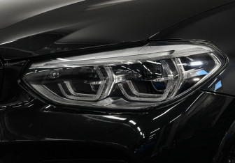 Подержанный автомобиль BMW X4 2021 года (8 фото)