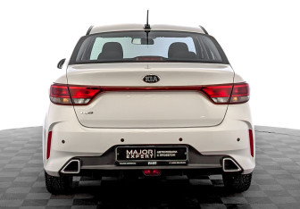 Подержанный автомобиль Kia Rio Sedan 2021 года (6 фото)