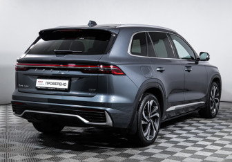 Подержанный автомобиль Geely Monjaro 2023 года (5 фото)
