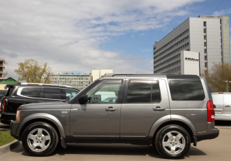 Подержанный автомобиль Land Rover Discovery 2008 года (6 фото)