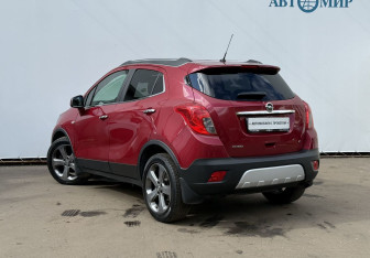 Подержанный автомобиль Opel Mokka 2013 года (7 фото)