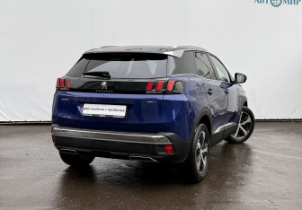 Подержанный автомобиль Peugeot 3008 2017 года (5 фото)