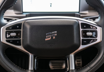 Подержанный автомобиль Jetour T2 2024 года (11 фото)