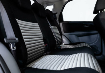 Подержанный автомобиль Suzuki SX4 Hatchback 2012 года (13 фото)