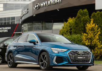 Подержанный автомобиль Audi A3 Sedan 2021 года (2 фото)