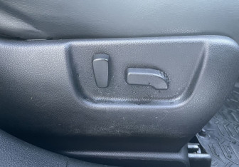 Подержанный автомобиль Nissan X-Trail 2013 года (19 фото)