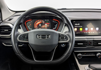 Подержанный автомобиль Geely Coolray 2023 года (20 фото)