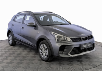 Подержанный автомобиль Kia Rio Hatchback 2021 года (3 фото)