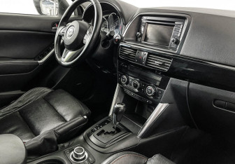 Подержанный автомобиль Mazda CX-5 2013 года (9 фото)