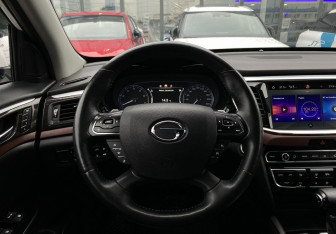 Подержанный автомобиль GAC GS8 2021 года (15 фото)