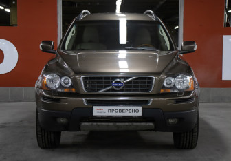 Подержанный автомобиль Volvo XC90 2011 года (2 фото)