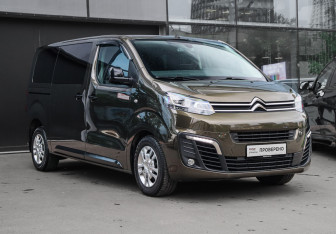 Подержанный автомобиль Citroen SpaceTourer 2021 года (3 фото)