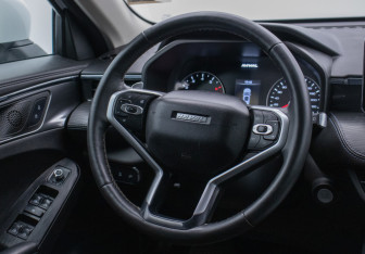 Подержанный автомобиль Haval Jolion 2023 года (15 фото)