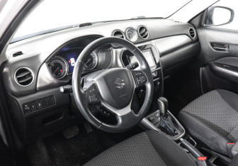 Подержанный автомобиль Suzuki Vitara 2020 года (9 фото)