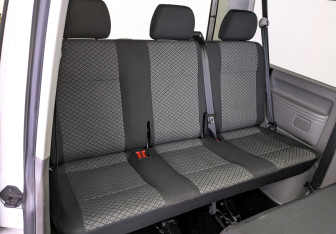 Подержанный автомобиль Volkswagen Caravelle 2021 года (26 фото)