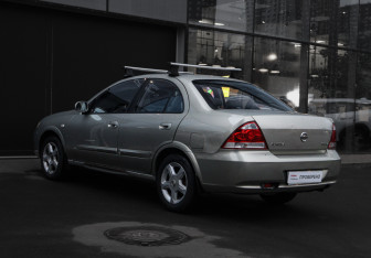 Подержанный автомобиль Nissan Almera Classic 2008 года (7 фото)