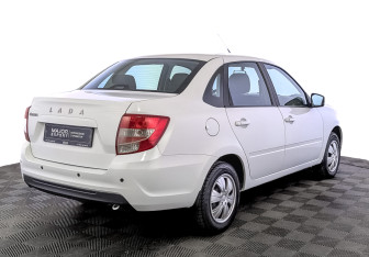 Подержанный автомобиль LADA (ВАЗ) Granta Sedan 2022 года (5 фото)