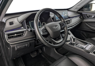 Подержанный автомобиль Chery Tiggo 8 2022 года (15 фото)