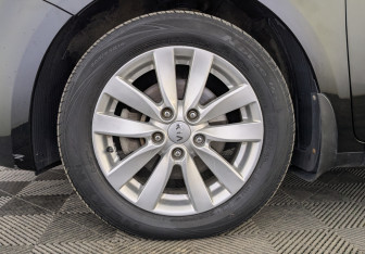 Подержанный автомобиль Kia Cerato Sedan 2016 года (18 фото)