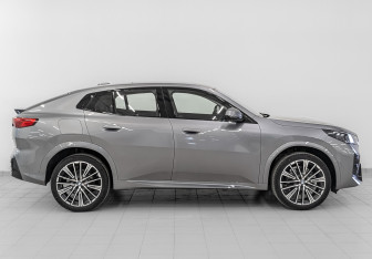 Новый BMW X2 2025 (4 фото)